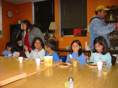 140-4079_IMG
